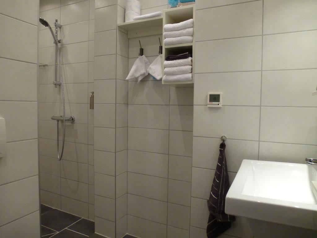Achter De Beukenboom Bed & Breakfast Roden Eksteriør bilde